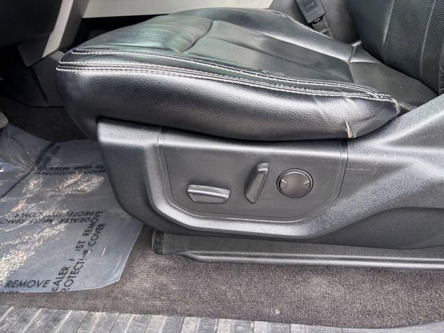 Used 2020 Ford F150 Lariat image 11