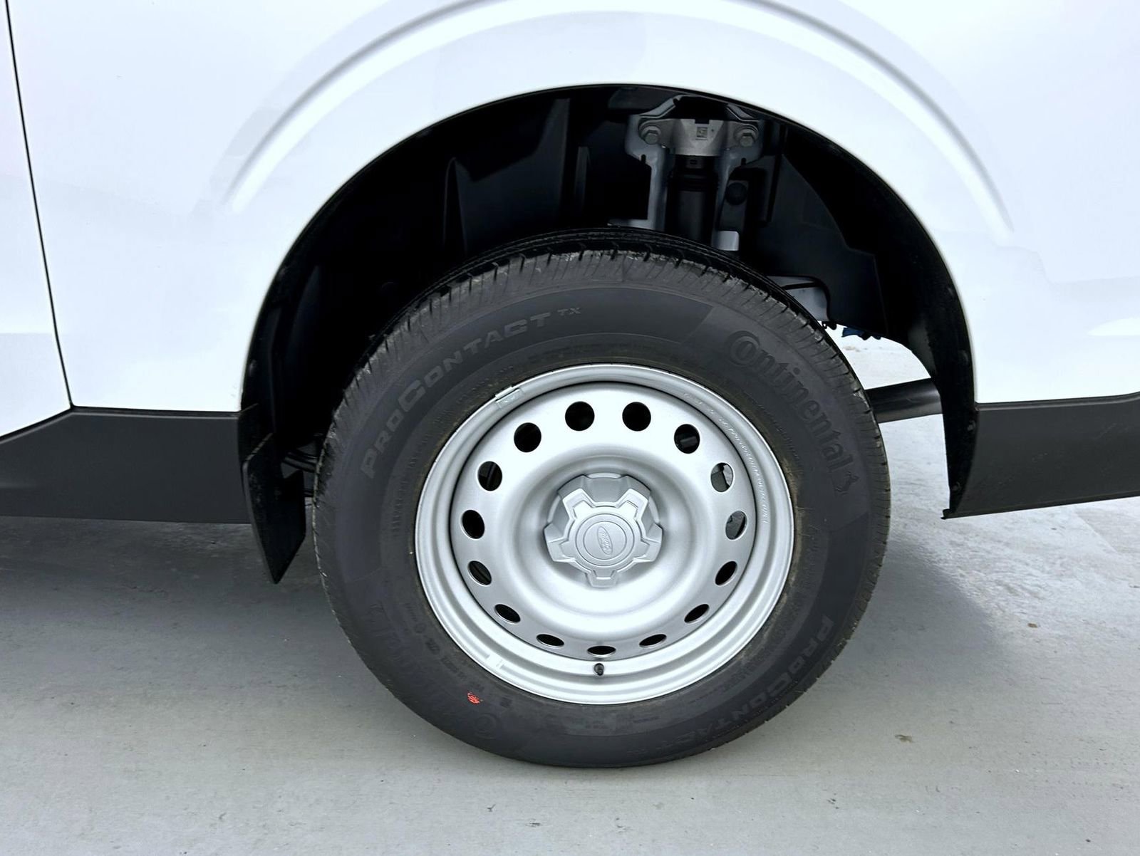 New 2025 Ford Maverick XL w/ Equipment Group 102A image 22