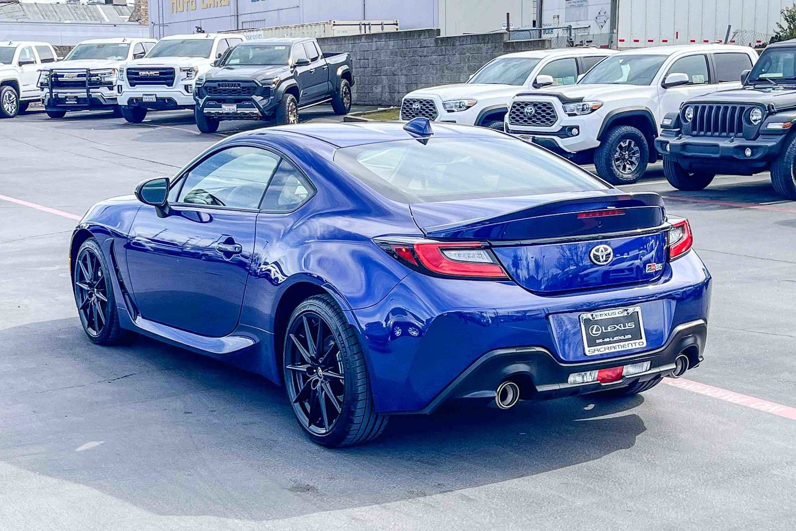 Used 2024 Toyota GR86 Premium image 2