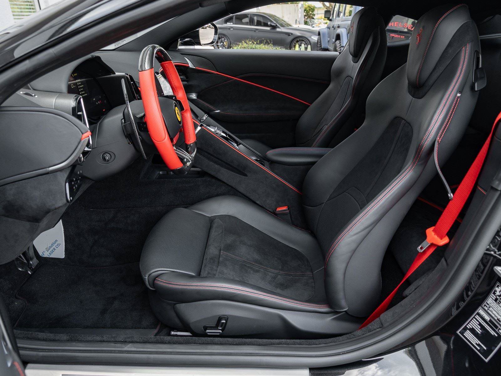 Used 2023 Ferrari Roma RWD image 27