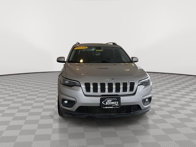 Used 2019 Jeep Cherokee Latitude Plus image 3