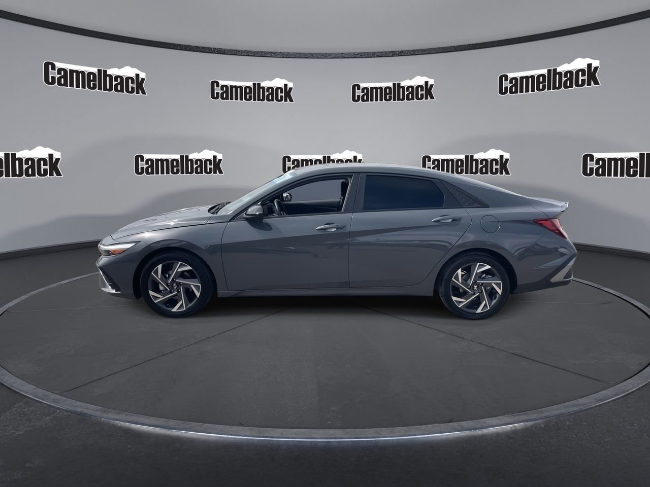 Certified 2025 Hyundai Elantra Sport image 4