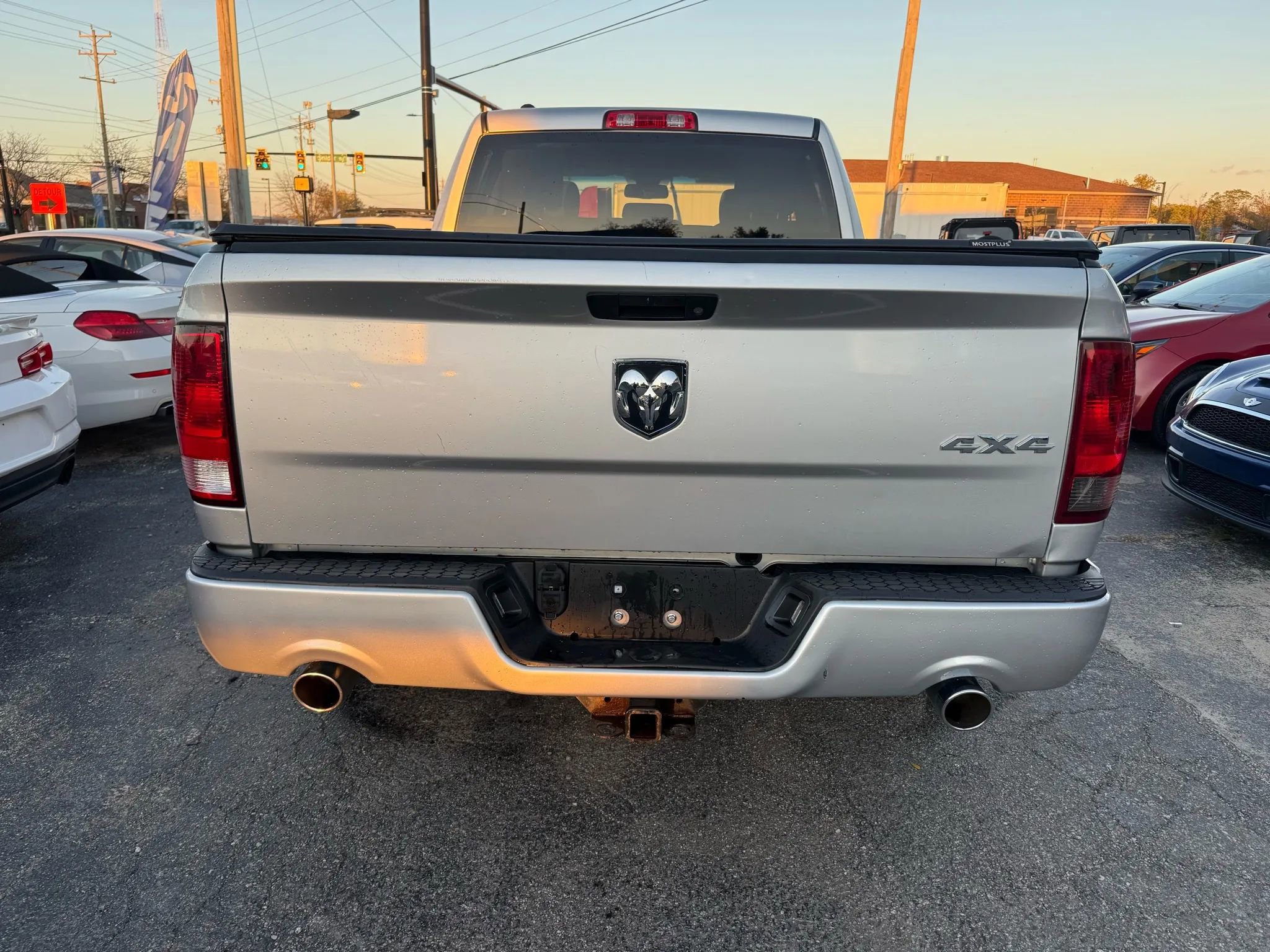 Used 2016 RAM 1500 Express AWD/4WD image 4