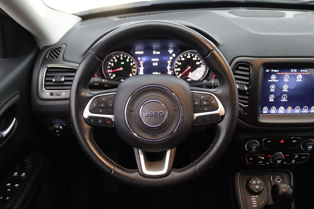 Used 2019 Jeep Compass Trailhawk AWD/4WD image 20