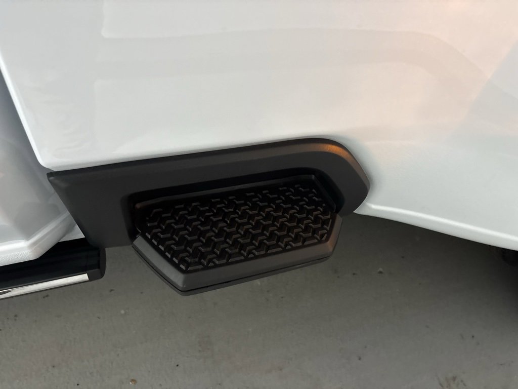 New 2026 GMC Sierra 3500 Denali Ultimate w/ LPO, Black Badging Package image 35