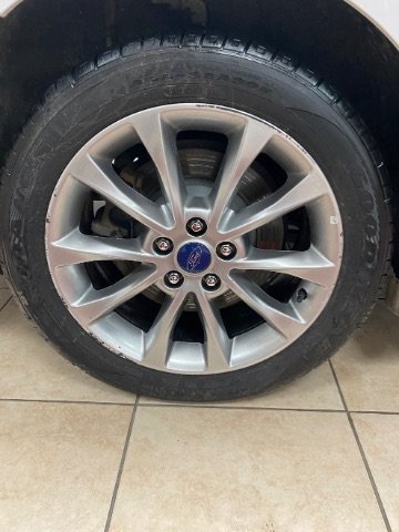 Used 2017 Ford Fusion Energi SE FWD image 27
