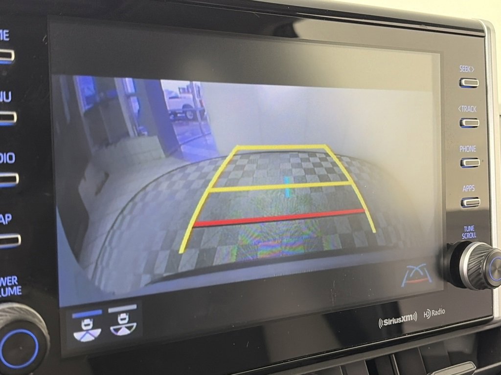 Used 2022 Toyota RAV4 XLE image 20