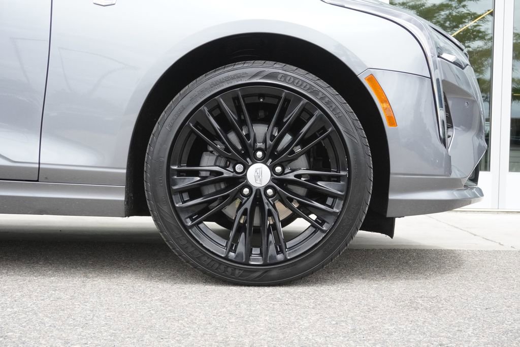 Used 2022 Cadillac CT4 Premium Luxury AWD/4WD image 33