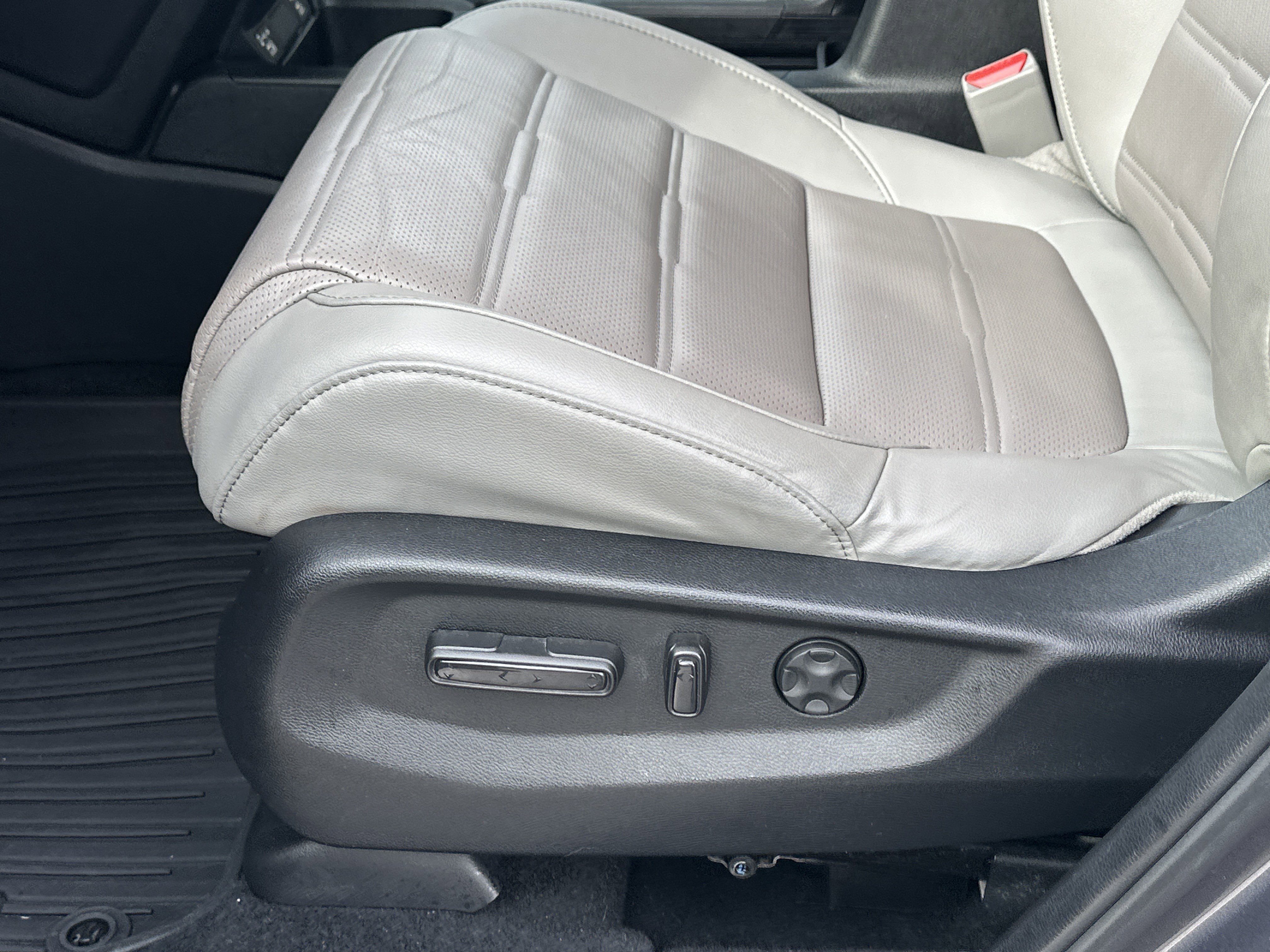 Used 2021 Honda CR-V EX-L image 10