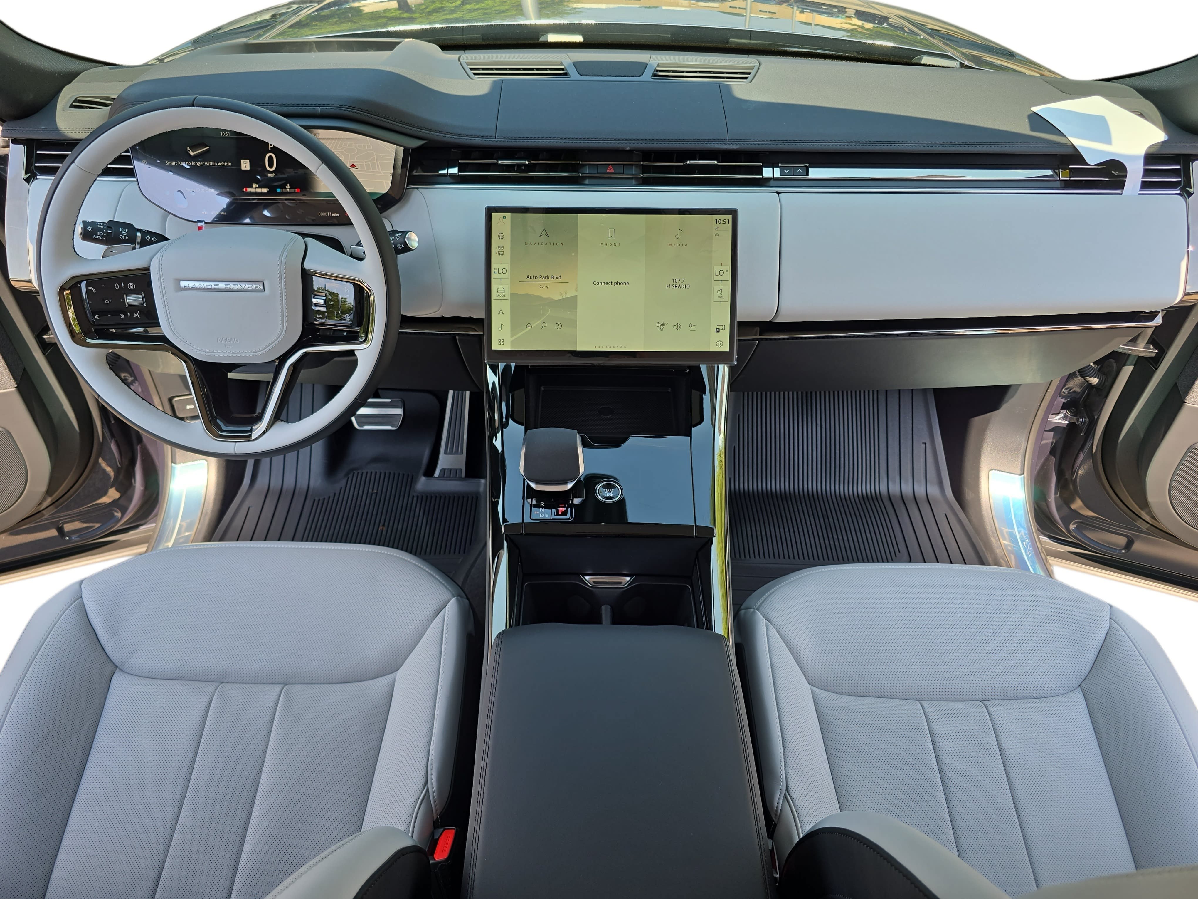 New 2026 Land Rover Range Rover Sport Dynamic SE AWD/4WD image 9