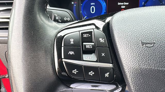 Certified 2022 Ford Escape Titanium w/ Class II Trailer Tow Package image 18