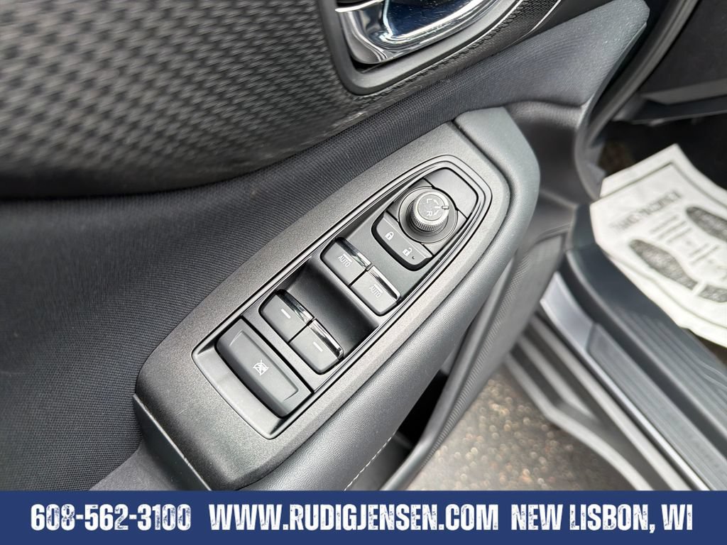 Used 2024 Subaru Outback Premium AWD/4WD image 11