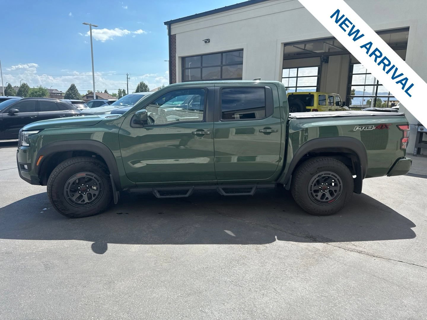Used 2026 Nissan Frontier PRO-4X w/ Pro-4x Convenience Package AWD/4WD image 4