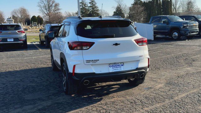 Certified 2022 Chevrolet TrailBlazer RS w/ Sun and Liftgate Package image 7