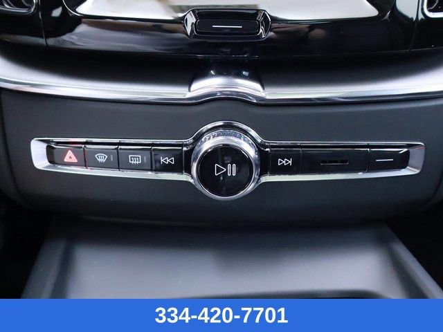 New 2025 Volvo XC60 T8 Core w/ Protection Package Premier image 23
