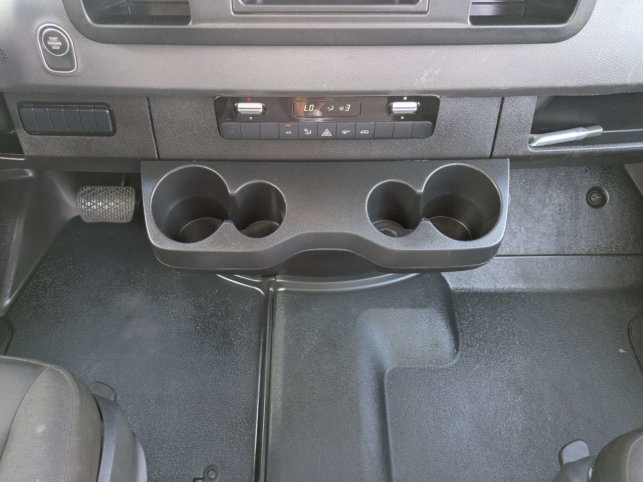 Used 2025 Mercedes-Benz Sprinter 2500 image 20