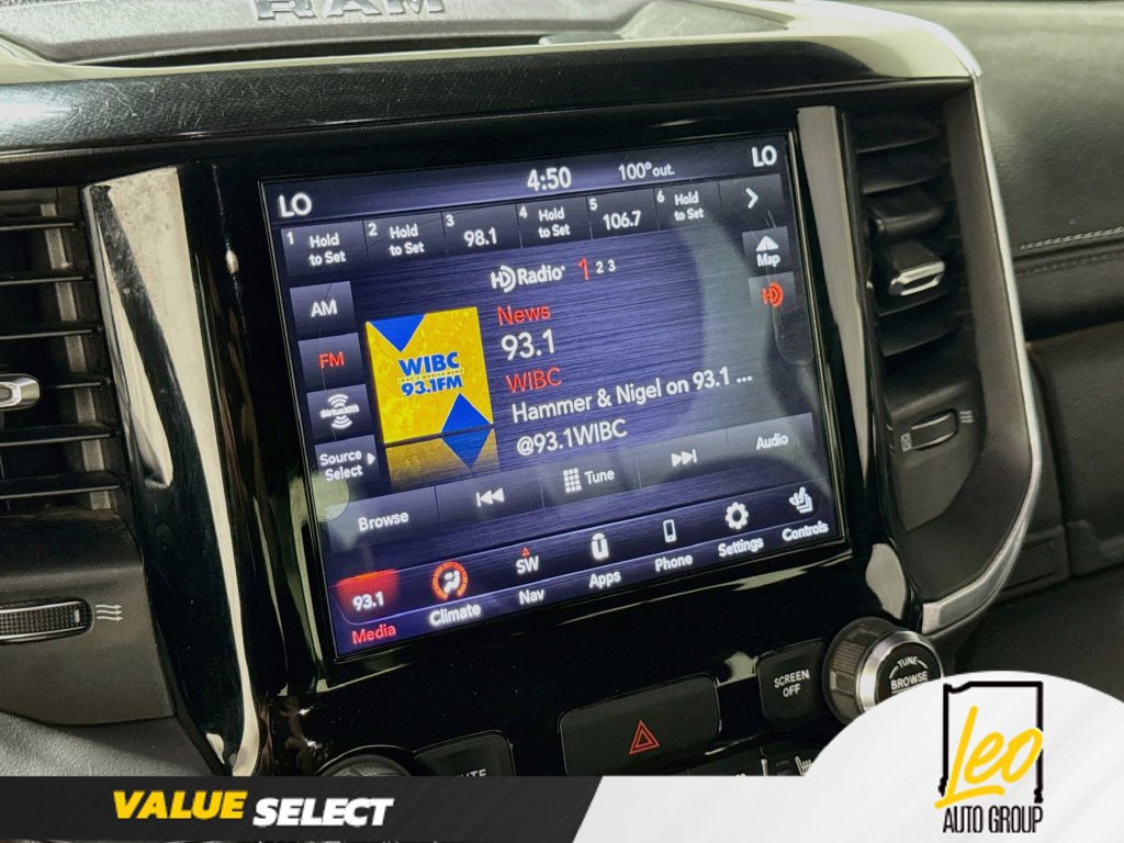 Used 2020 RAM 1500 Laramie AWD/4WD image 17