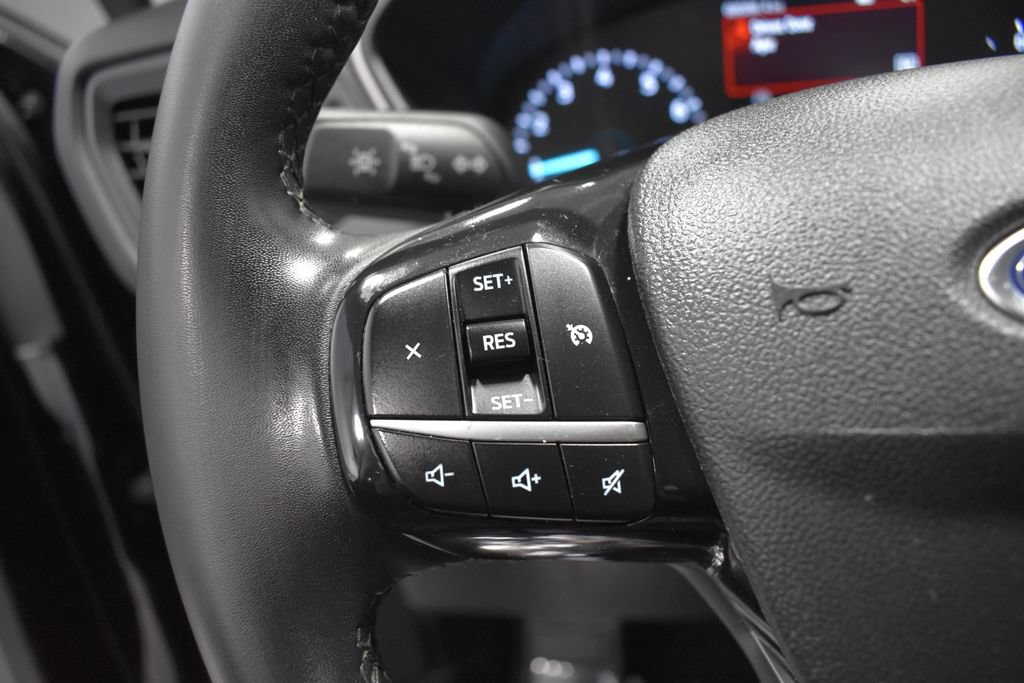Used 2022 Ford Escape SE w/ Convenience Package FWD image 26