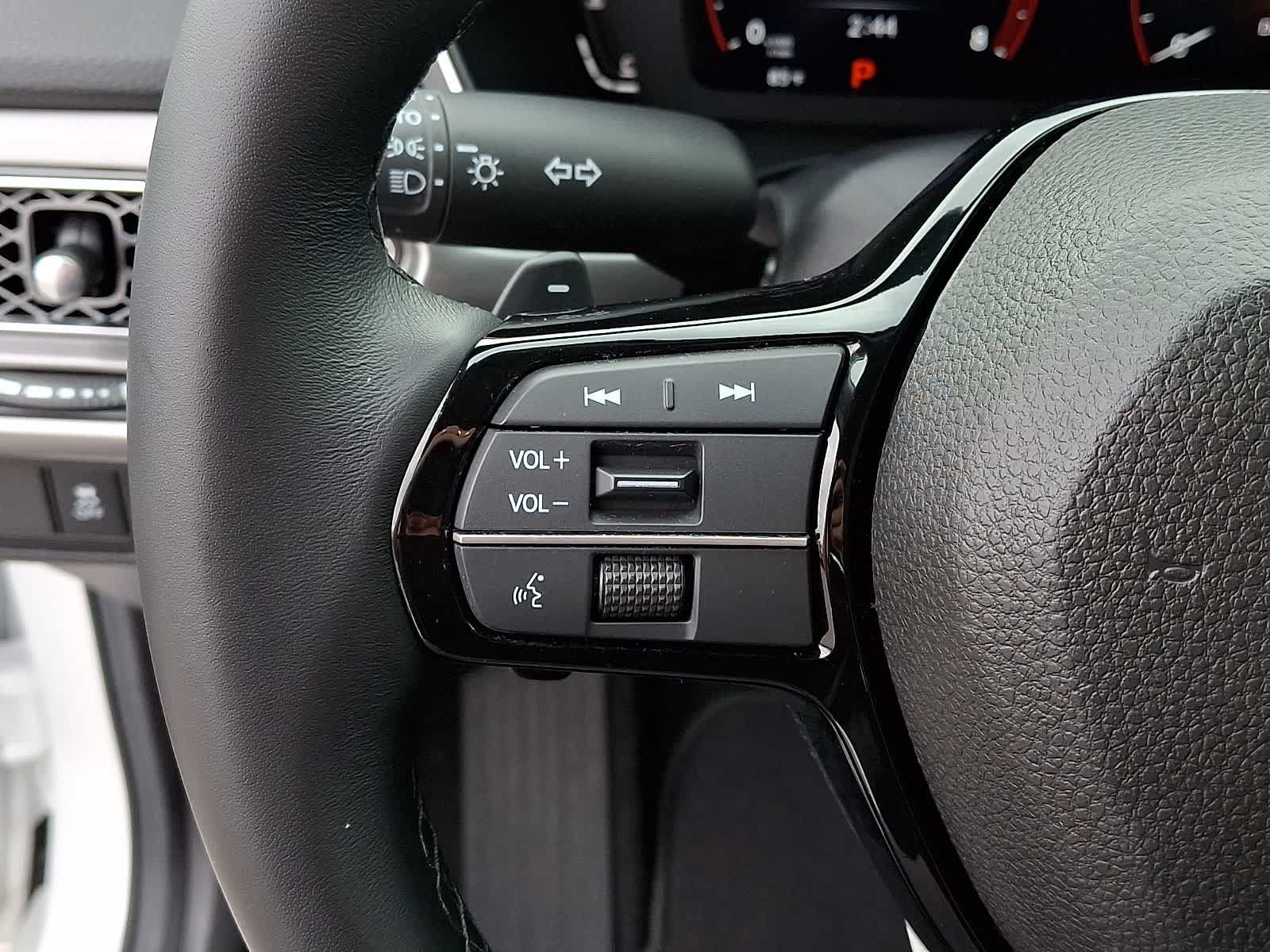 Used 2025 Acura Integra FWD image 22