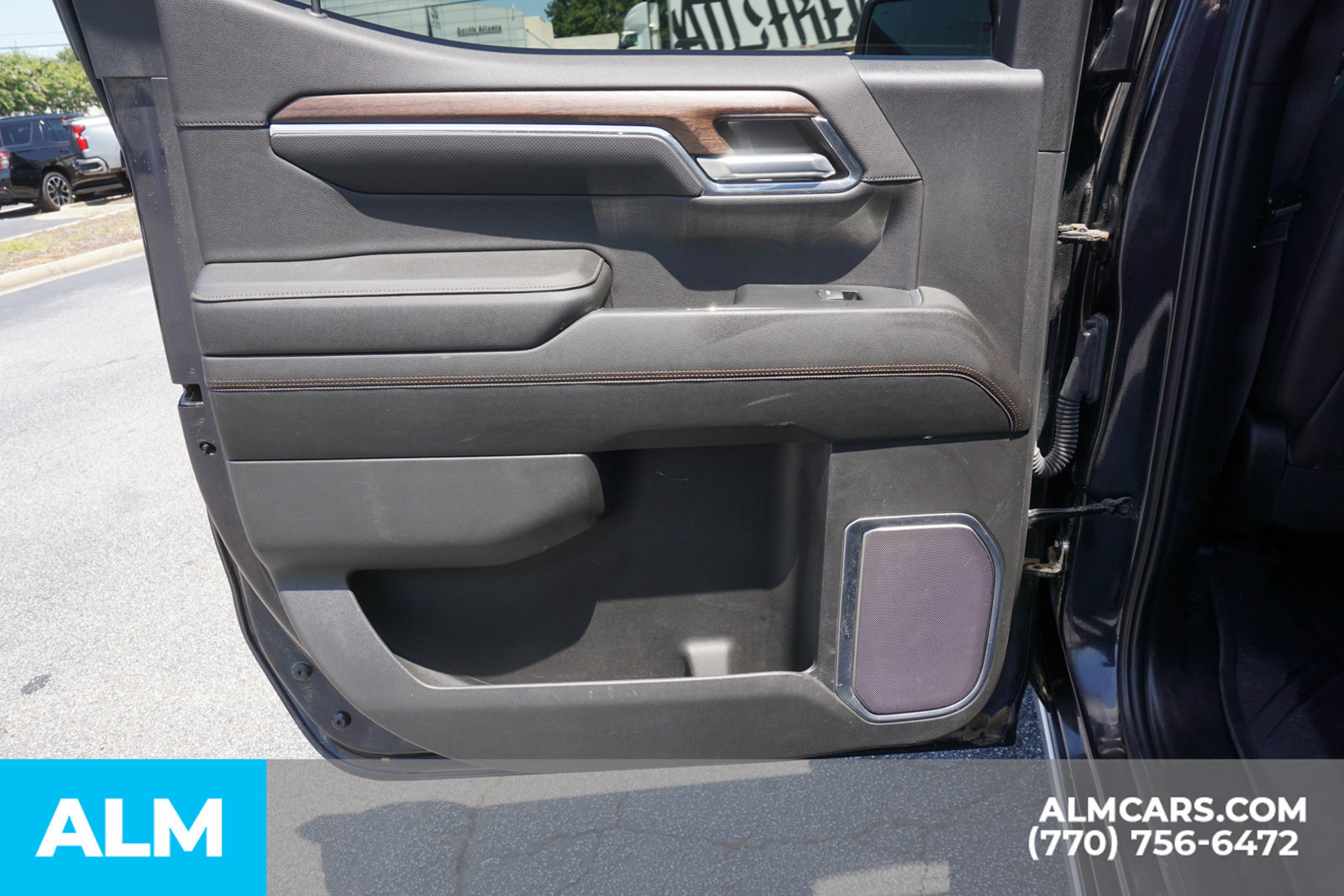 Used 2023 Chevrolet Silverado 1500 High Country w/ High Country Premium Package AWD/4WD image 56