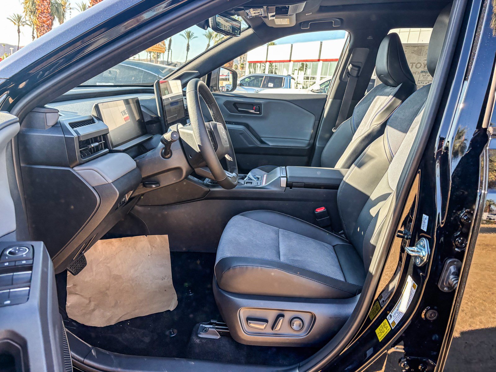 New 2026 Toyota RAV4 XSE AWD/4WD image 20