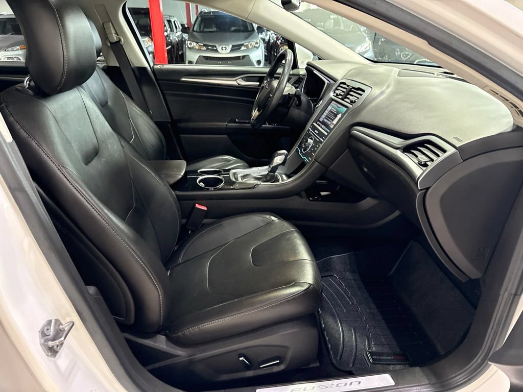 Used 2013 Ford Fusion Titanium FWD image 38