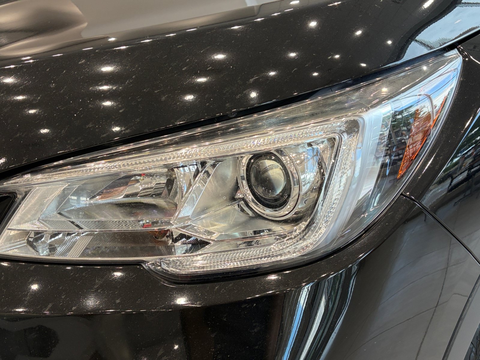 Used 2019 Subaru Ascent Premium AWD/4WD image 9