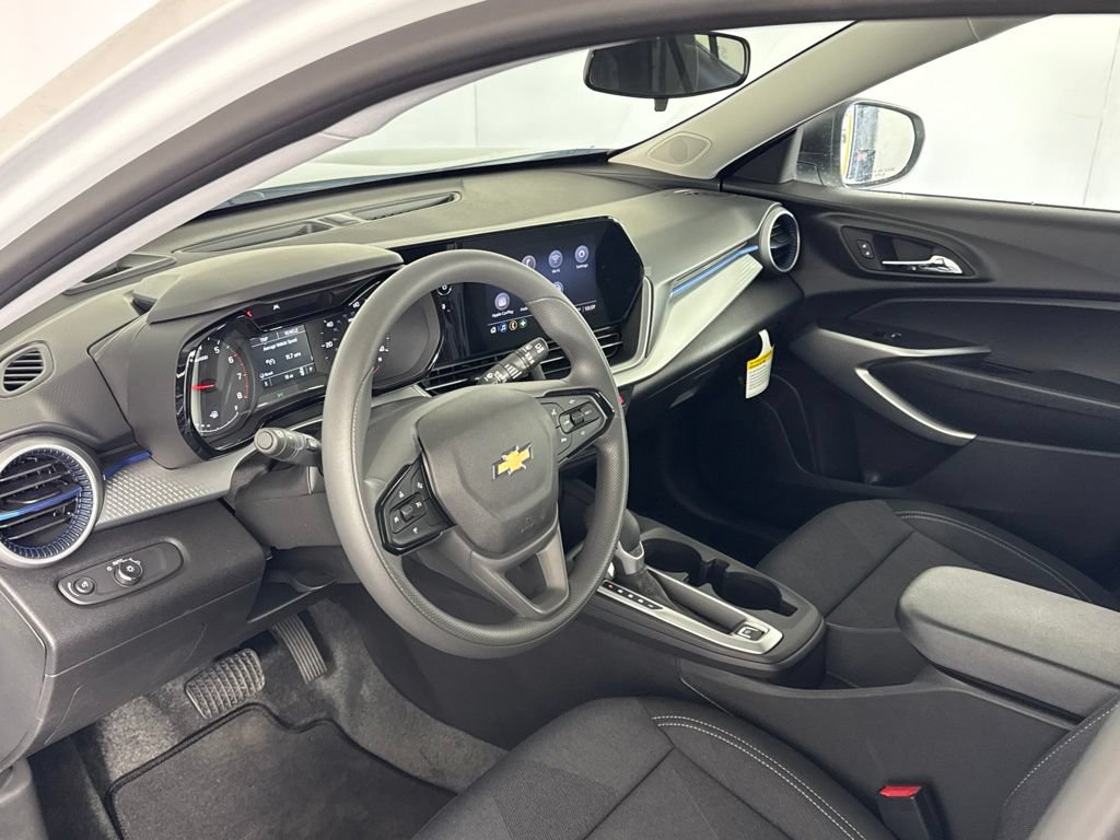 New 2026 Chevrolet Trax LS FWD image 11