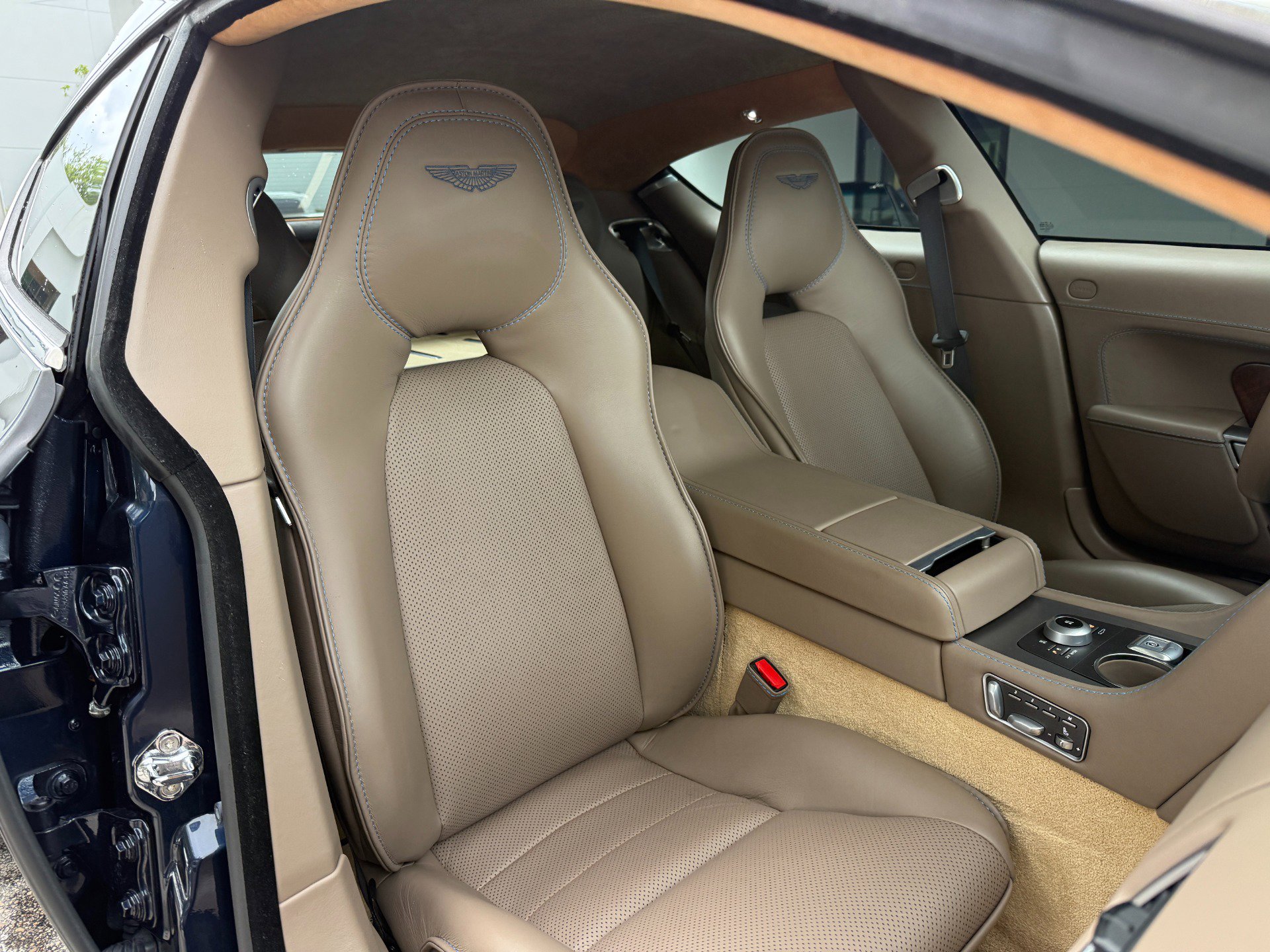 Used 2014 Aston Martin Rapide S RWD image 28