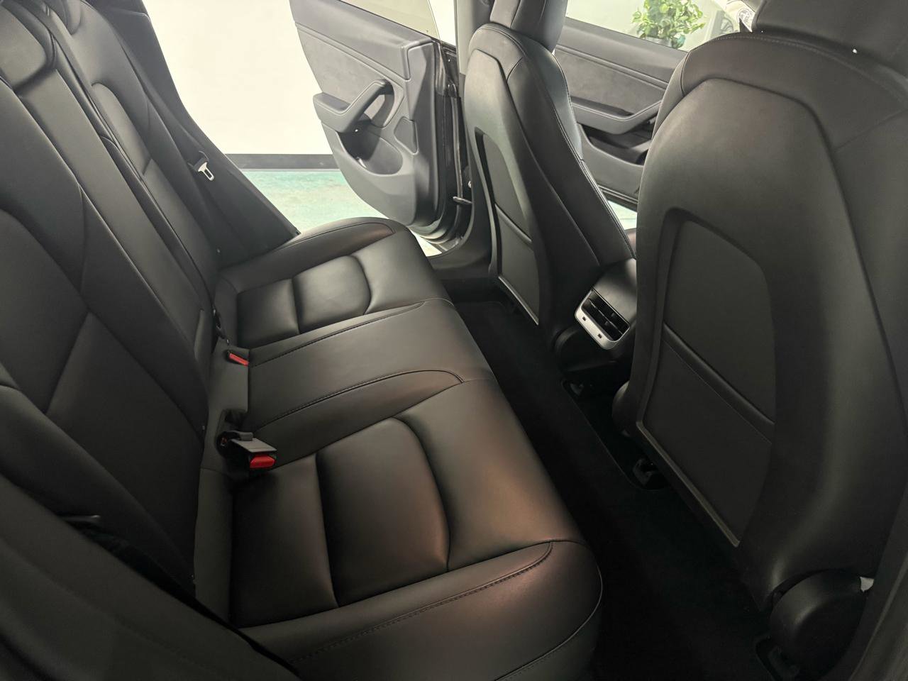 Used 2018 Tesla Model 3 Long Range image 14