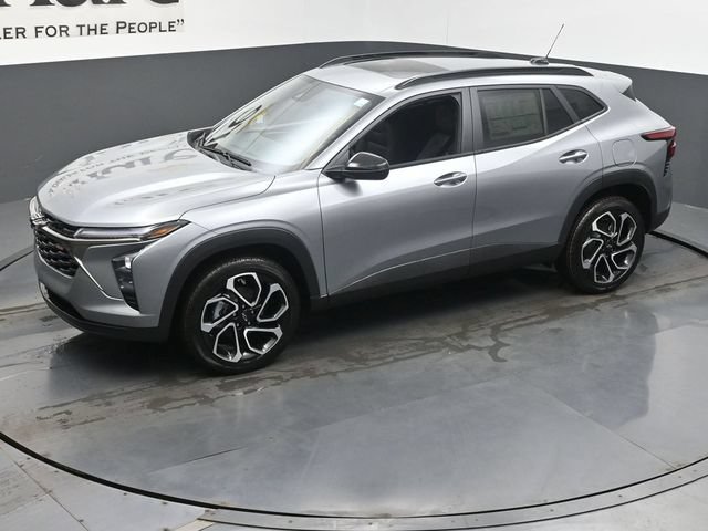 New 2026 Chevrolet Trax RS w/ Sunroof Package FWD image 22