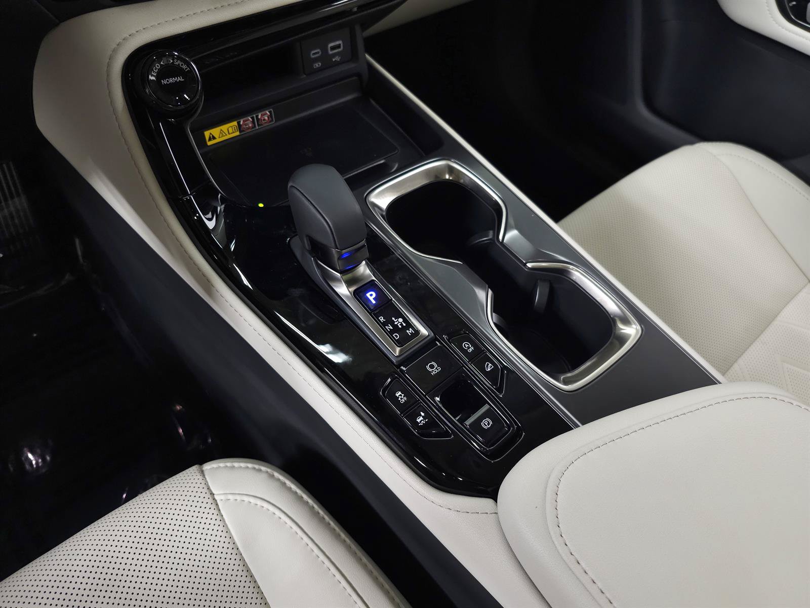 Certified 2025 Lexus NX 350 AWD w/ Accessory Package (K3) image 33