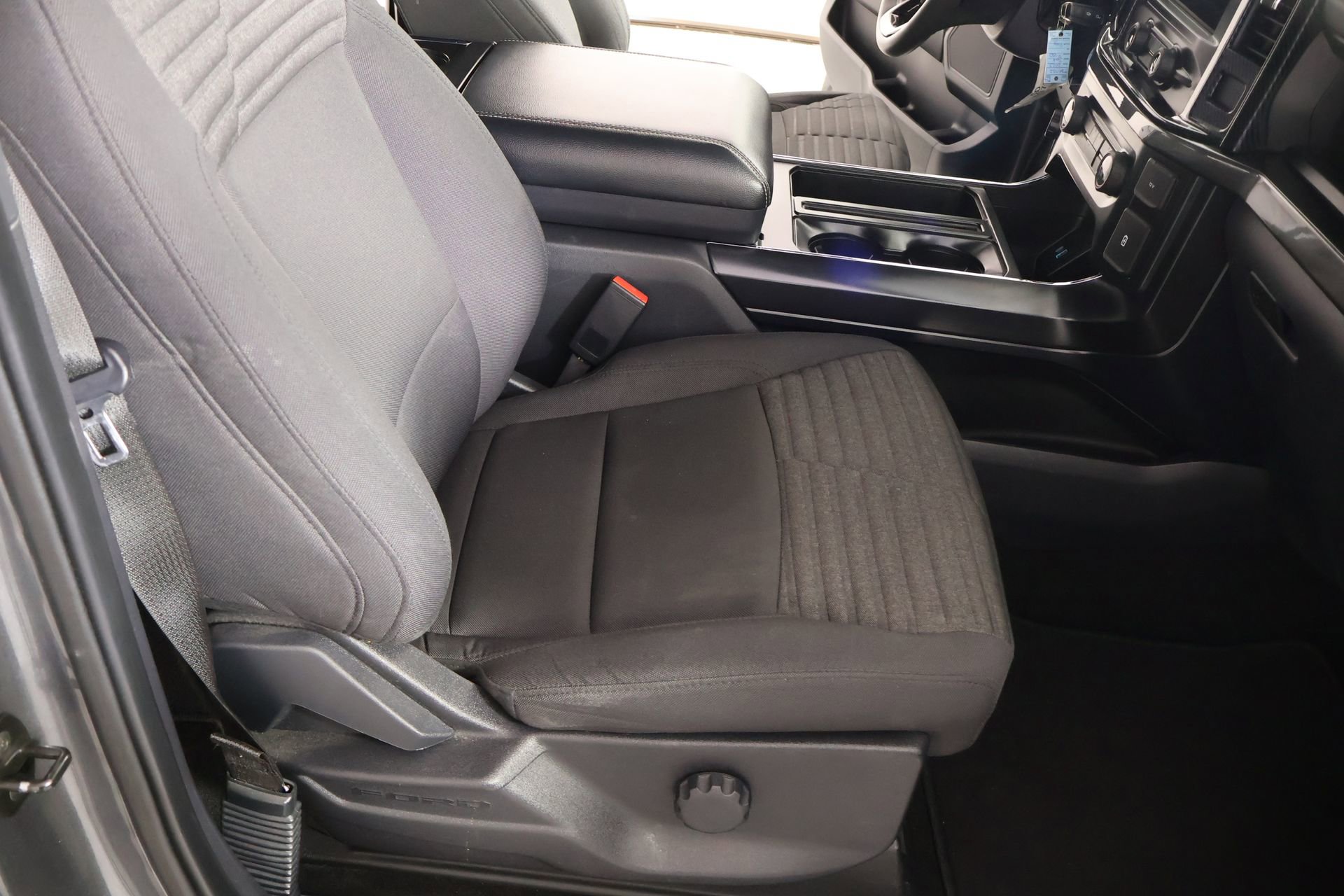 Used 2022 Ford F150 XL w/ STX Black Appearance Package AWD/4WD image 13