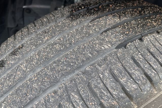 Used 2023 Nissan Rogue S image 28