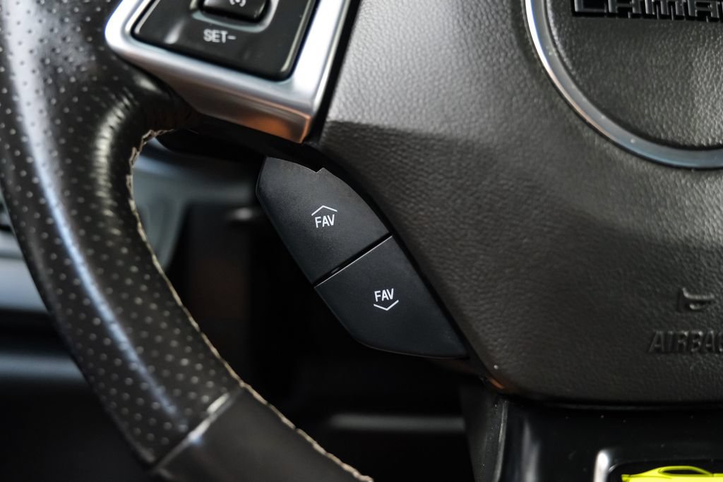 Used 2023 Chevrolet Camaro SS RWD image 15