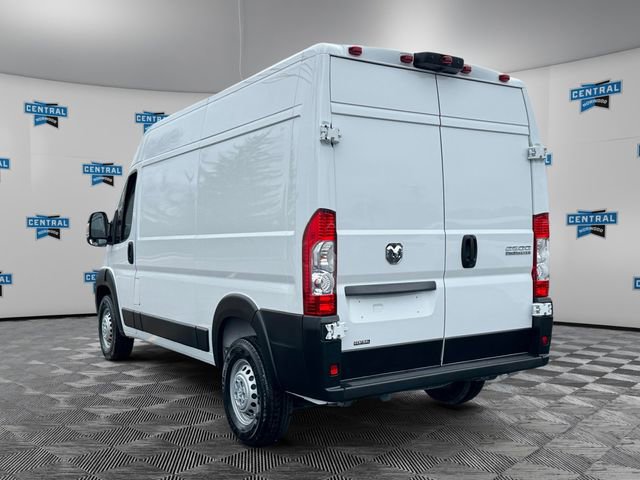 Used 2025 RAM ProMaster 2500 w/ Convenience Group image 3