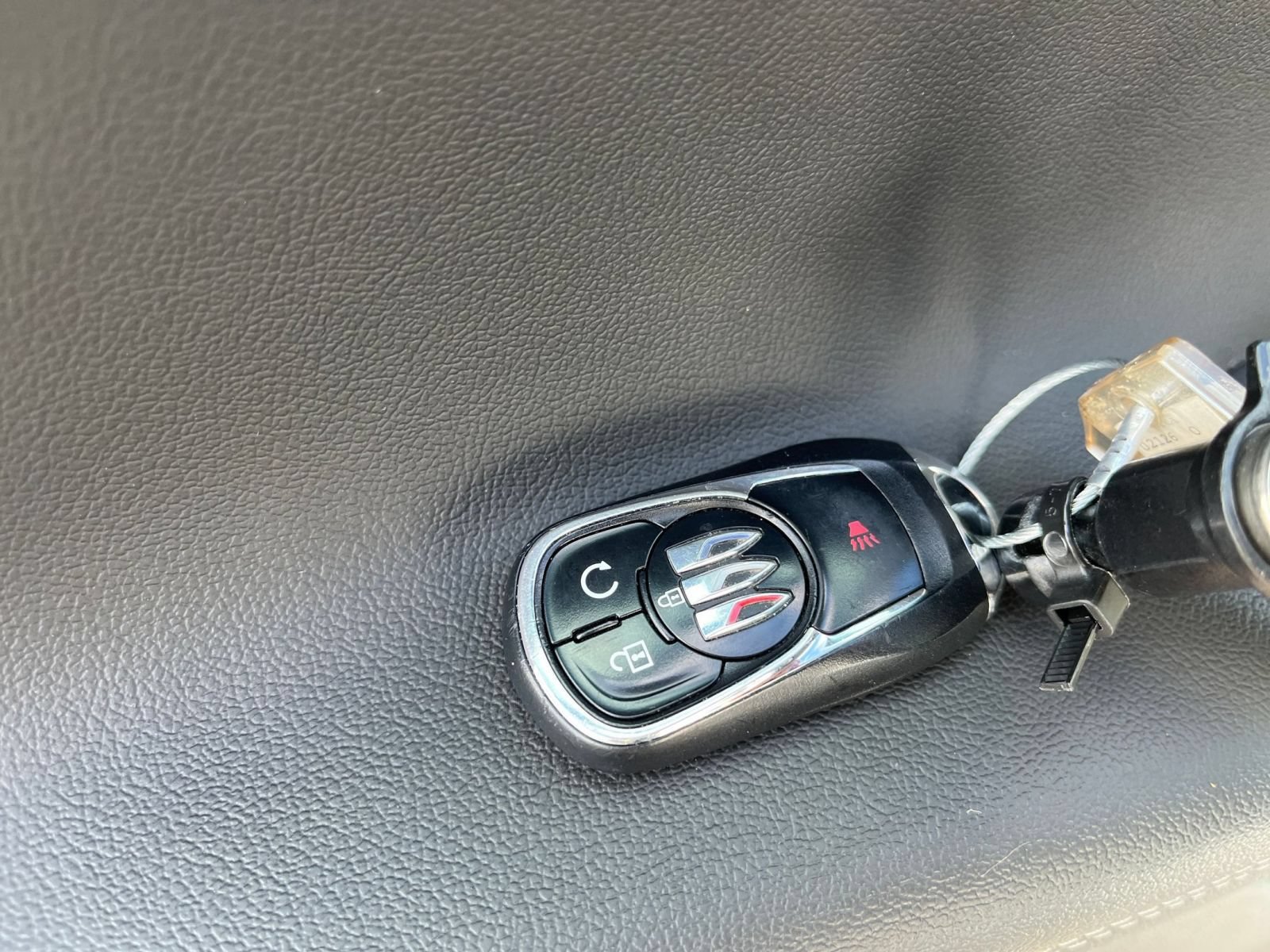 Used 2025 Buick Encore GX Preferred FWD image 25