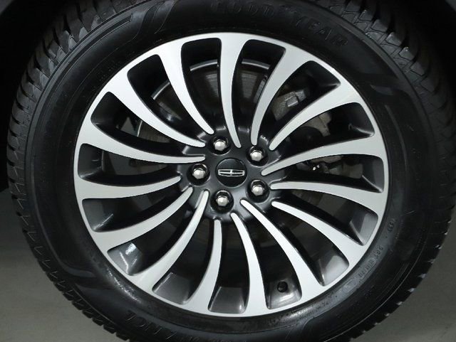 Certified 2023 Lincoln Aviator Reserve w/ Elements Package Plus image 41