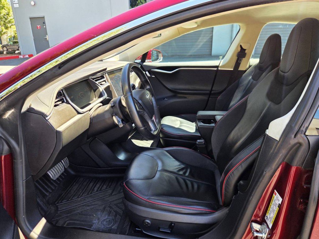 Used 2012 Tesla Model S Signature Performance RWD image 12