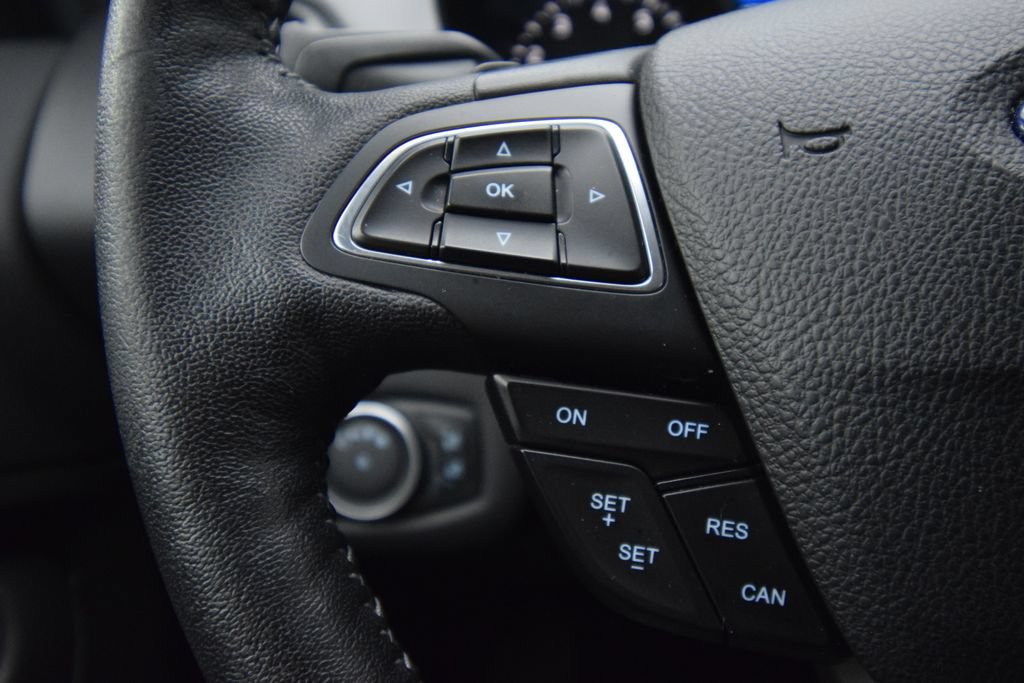 Used 2018 Ford Escape SE w/ SE Sport Appearance Package FWD image 28