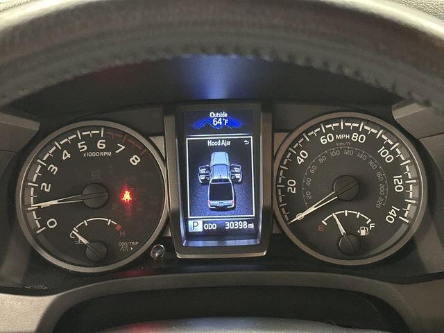 Used 2022 Toyota Tacoma TRD Off-Road image 6