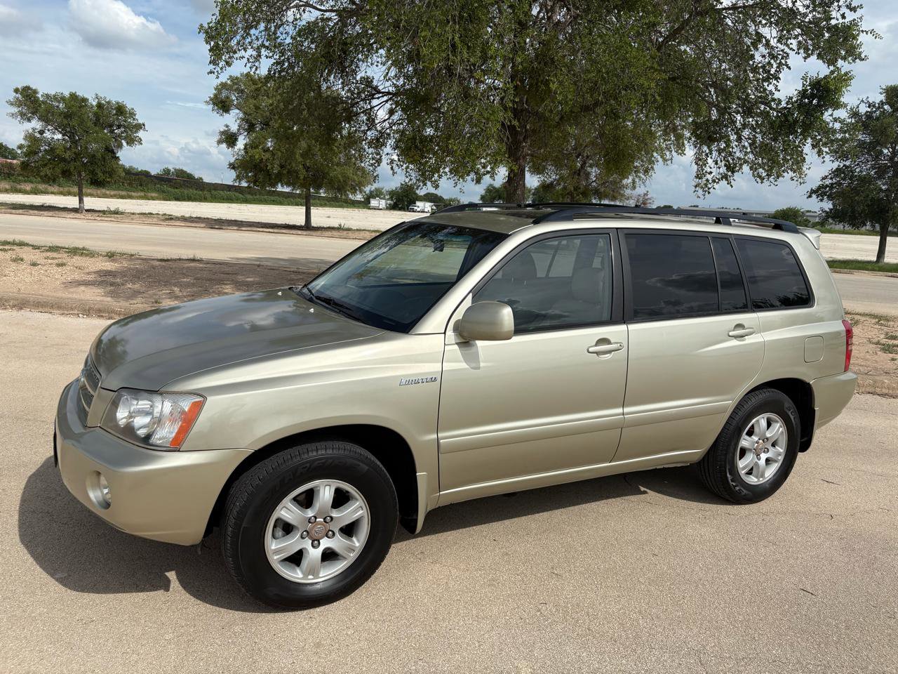 Used 2002 Toyota Highlander Limited FWD image 3