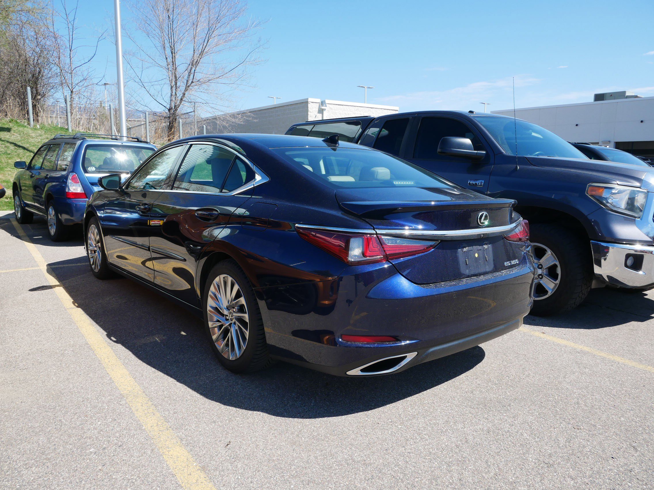 Used 2021 Lexus ES 350 w/ Accessory Package 2 image 3