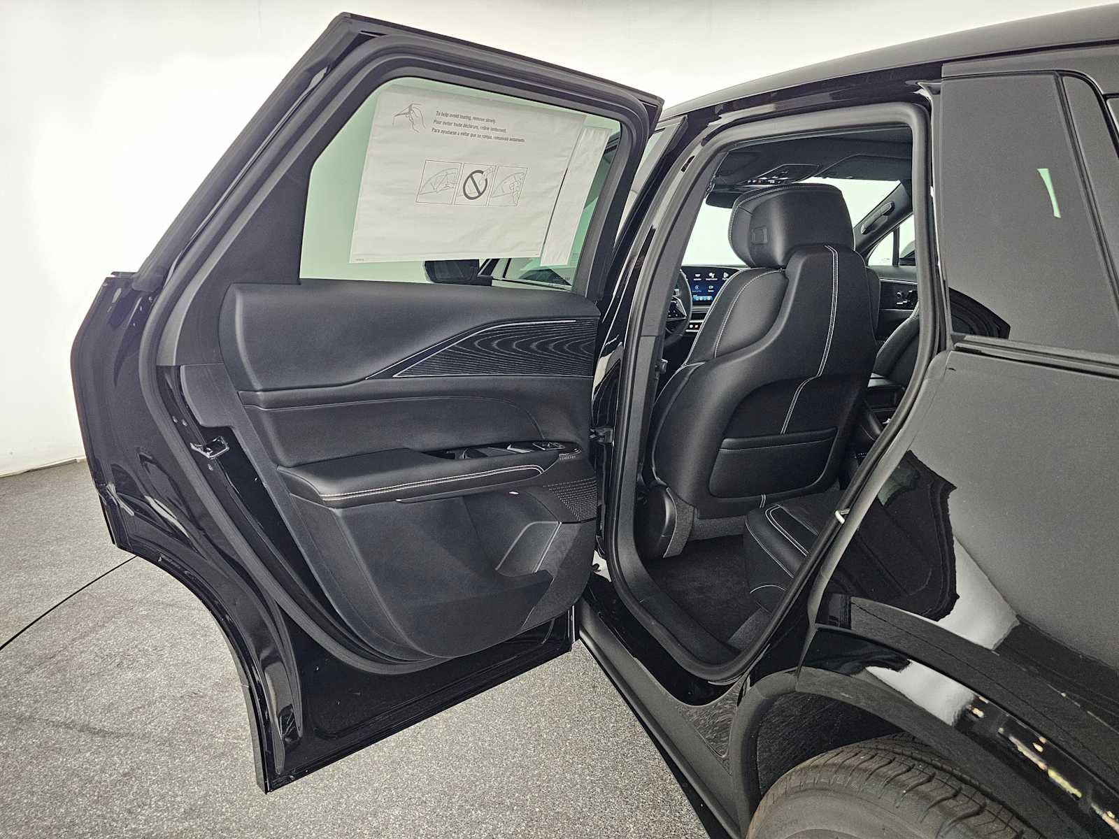 New 2026 Cadillac Lyriq Sport image 15