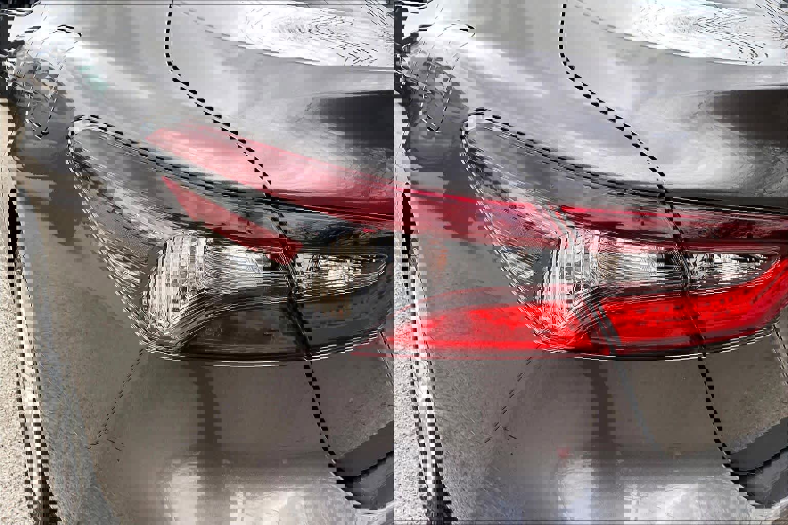 Used 2023 Toyota Camry LE w/ Convenience Package image 28