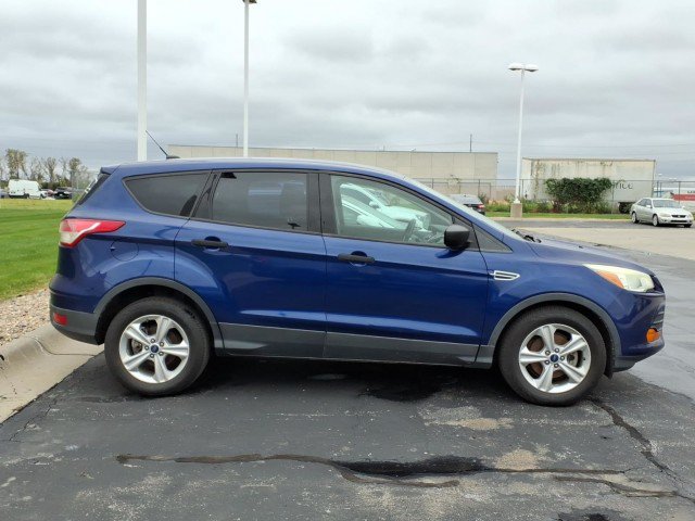 Used 2014 Ford Escape S FWD image 4