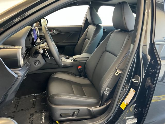 New 2026 Lexus IS 350 F Sport w/ Accessory Package Z1 RWD image 36
