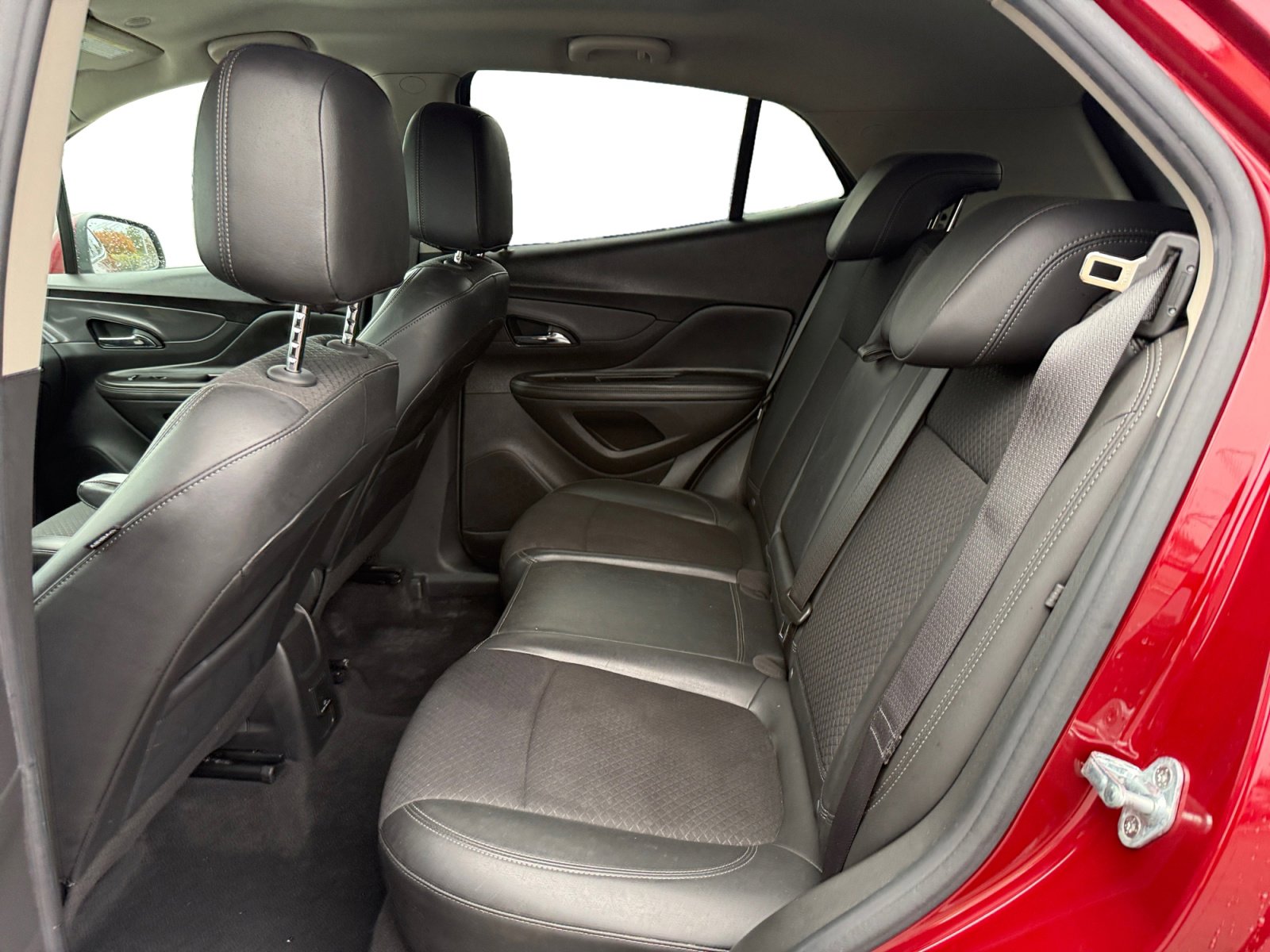 Used 2022 Buick Encore Preferred w/ Safety Package image 16