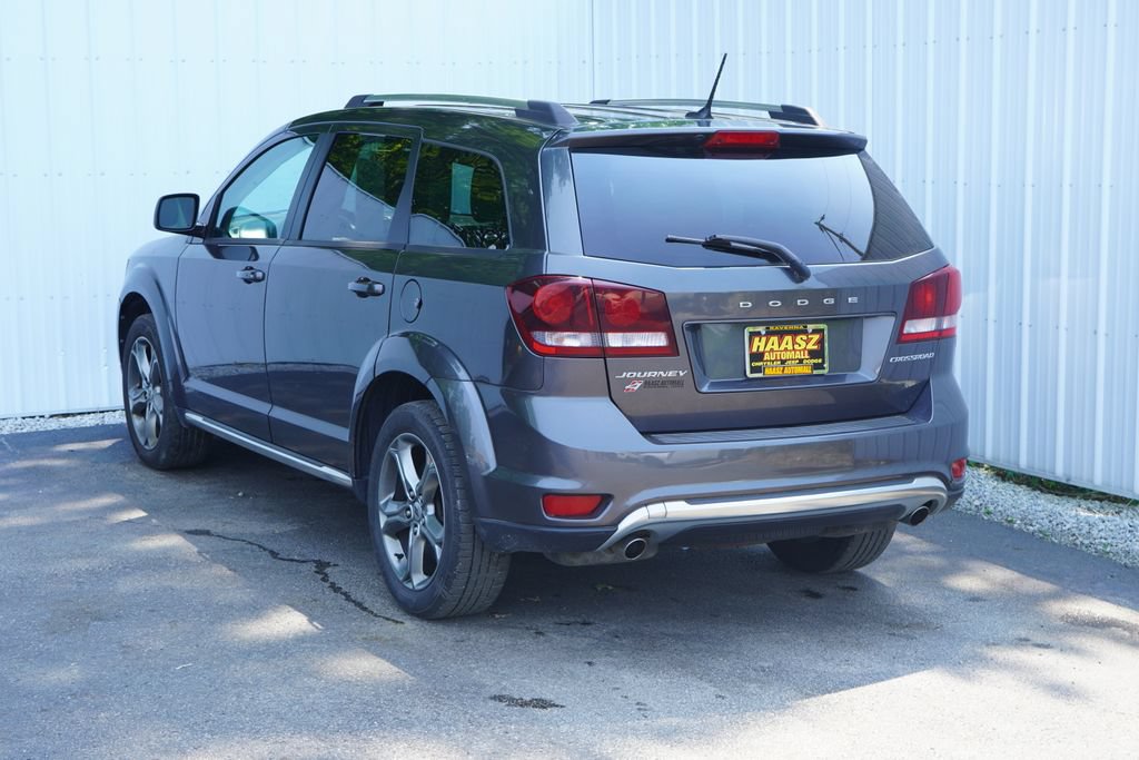 Used 2018 Dodge Journey Crossroad AWD/4WD image 4