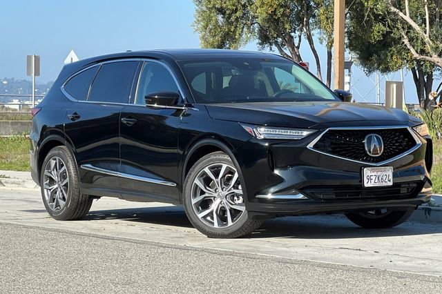 Used 2023 Acura MDX FWD w/ Technology Package image 2